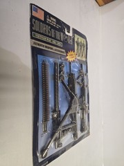 Soldiers of the world Vietnam war weapon set