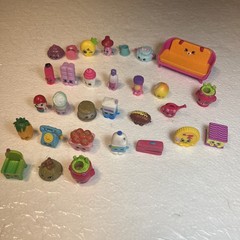 Mini Shopkins lot of 30 mini figures mixed series plus accessories