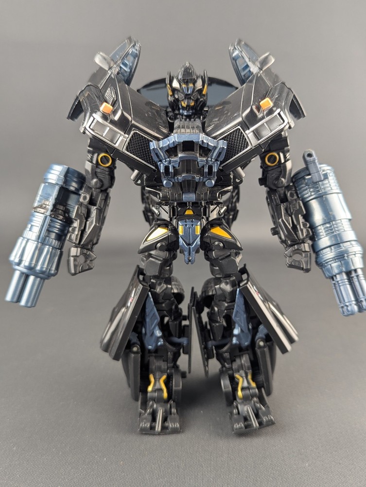 Transformers 2007 Movie Ironhide complete Hasbro Voyager Class