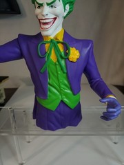 The Joker DC Comics Figurine Bank Monogram International Collectable Bank