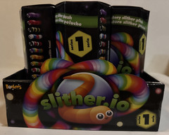 LOT OF 11 SLITHER.IO Series 1 Blind Box Plush Clip-on Keychain Toys With Display