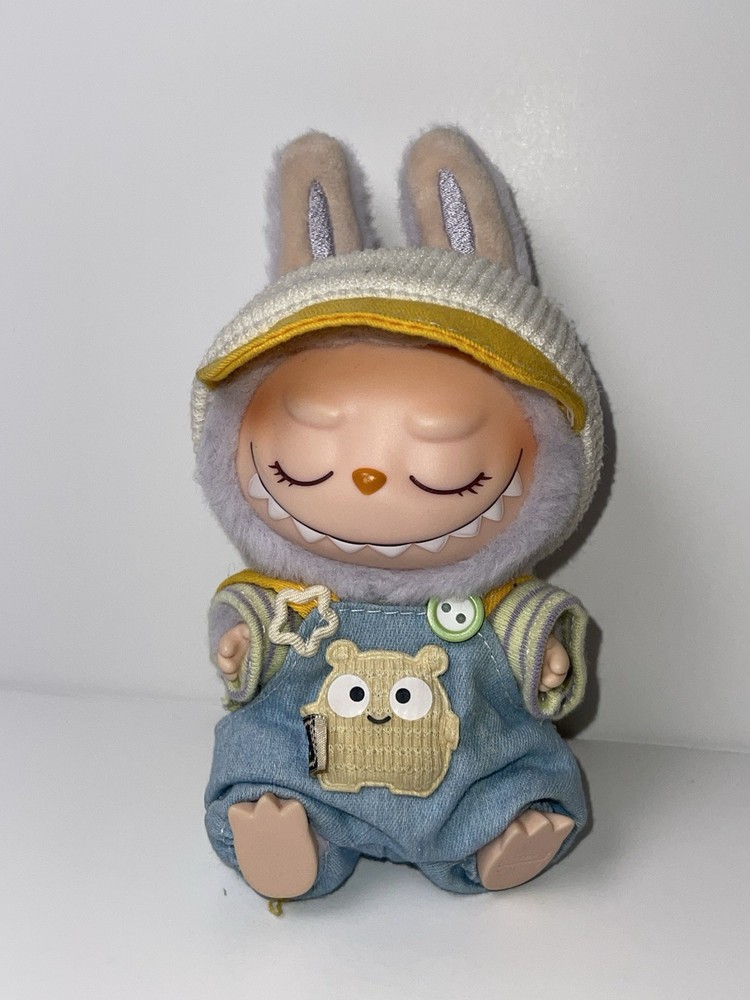 Labubu Zizi Popmart The Monsters Have A Seat Closed Eyes Authentic With Clothes