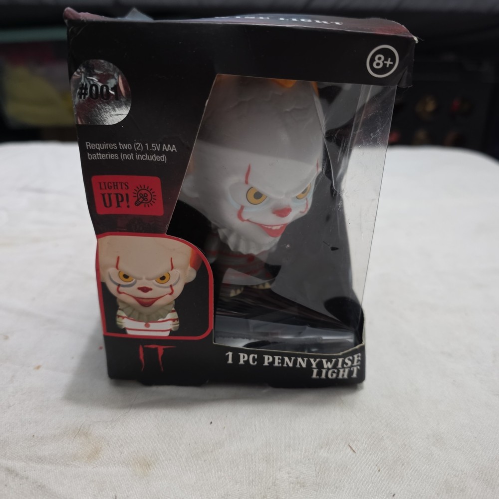 (1) IT PENNYWISE Light Paladone Icons #001 Horror Series 1 NEW L