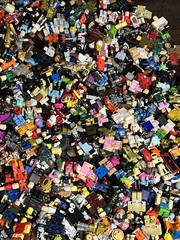 LOT OF 20+LBS OF ROBLOX FIGURES PARTS & PIECES