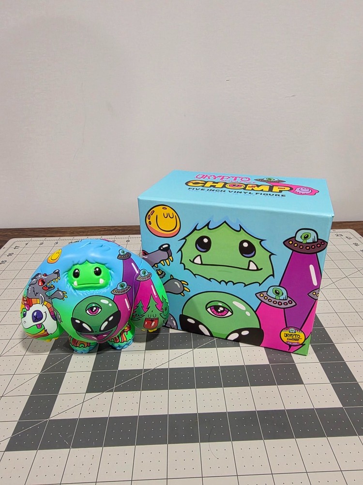 Cryptozoology Crypto Chomp Abominable Toys x Nicky Davis NYCC 2023 Vinyl LE 750