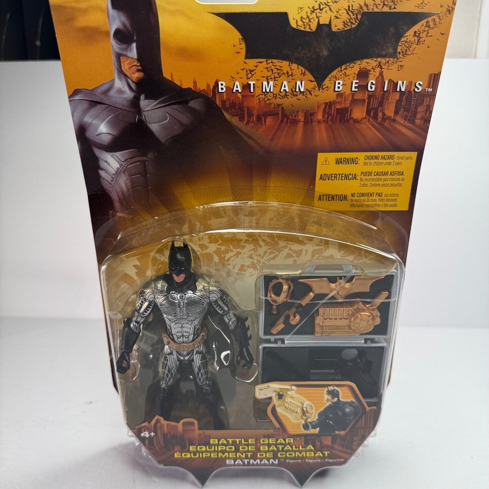 Mattel Batman Begins Battle Gear Action Figure Silver Black Armor H1295 2005 NEW