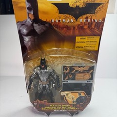 Mattel Batman Begins Battle Gear Action Figure Silver Black Armor H1295 2005 NEW