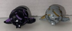 Bakugan Deka Darkus Saurus 250G & Saurus Haos Gray 450G