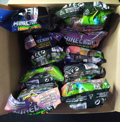Minecraft Hangers Series 3 Blind Bags Full Case of 24 Figures Mojang J!nx SEALED
