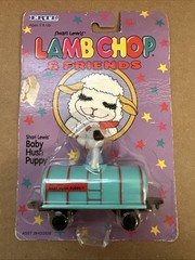 ERTL DIE CAST SHARI LEWIS & LAMB CHOP FRIENDS BABY HUSH PUPPY TANKER TRAIN CAR
