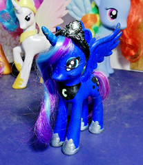 Hasbro My Little Pony Figurines~ 5 To Choose From! Your Choice!