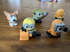 Set Of 6 Pieces MINI Mineez Despicable Me Series 1 Collector “Mower Minion”