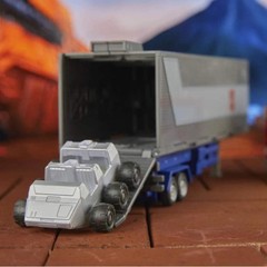 Transformers Generations Studio Series 86 #31 Commander Optimus Prime Figure US