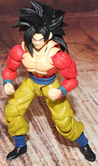 SH Figuarts SSJ4 Goku Black Hole Toys Brute Evolution NEW No box