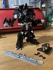 Transformers Studio Series Ironhide & Sideswipe