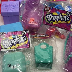 Shopkins Sweet Spot Food Fair Playset Gumball Machine Plus Several Figures More