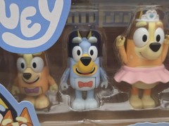 Bluey The Show LIMITED EDITION Showtime Bluey/Bingo/Chilli/Bandit 4Pk Figure Set