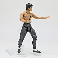 Bandai S.H.Figuarts Bruce Lee Legacy 50th Anniversary Action Figure SHF 13CM Toy