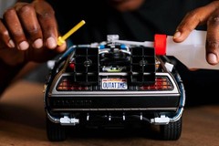 Tomy 1/10 Die Cast Back to the Future DeLorean Time Machine w/ Einstein Flames