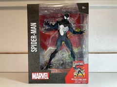 McFarlane Toys Spider-Man Secret Wars Issue #8 — Marvel 1:6 Scale Statue