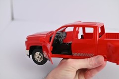 New Ray 1/20 Scale 2020 Chevy Silverado 3500HD Plastic Dually Pickup Truck