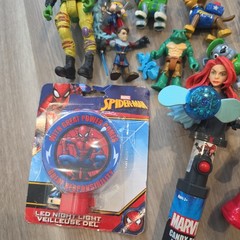 Mixed Lot Of 20 Toys Action Figure Toy Various Brands Heros Vehicle Hero