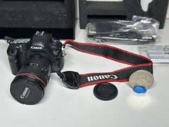 Canon Miniature Camera EOS 5D Mark III EF24-105mm F4L IS USM 8GB USB Flash Drive