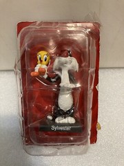 WARNER BROS LOONEY TUNES DIE CAST METAL CHARACTERS SYLVESTER AND TWEETY