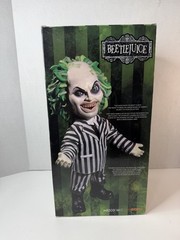 Mezco Toyz Beetlejuice 15” Stylized Figure Sealed New In Box Hot Topic Exclusive