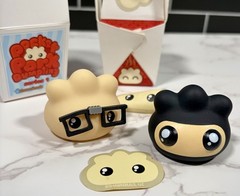 Shawnimals Pocket Pork Dumpling Two 1.5 in Vinyl Figures Series 1 Complete 2012