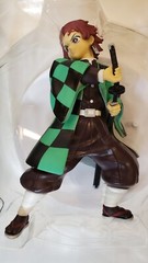 Tanjiro Kamado – Demon Slayer Vinyl Figure in Box, 6″