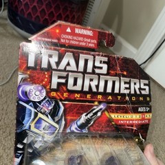 Transformers Generations Deluxe Class Cybertronian Soundwave Figure NEW 2010