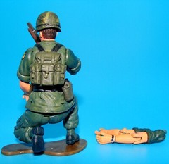 1:18 Ultimate Soldier Vietnam War U.S Army Infantry M-79 Operator Platoon Figure