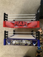 Mattel WWE Knuckle Crunchers lot of 40 figures, 2 Rings, Microphone, Accessories