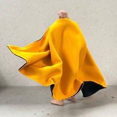 PB-C-YLBK: 1/12 Reversible Black Yellow wired cape for 6″ action figure