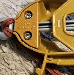 Hot Wheels Crossbow Accessory 5.5 Inches Long