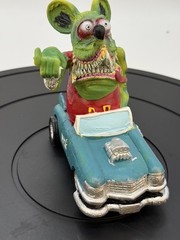 VRHTF RARE SUPER COOL ED “BIG DADDY” ROTH RAT FINK ” WITH COOL CAR”