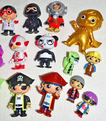 Bonkers Toys CHILD’S Toy ~ Ryan’s World Action Figures HUGE Lot, EUC!
