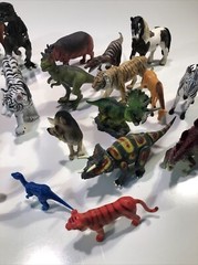 Lot 29 Assorted Hard Plastic Dino Farm Zoo Animal Figures Toys Action Figures