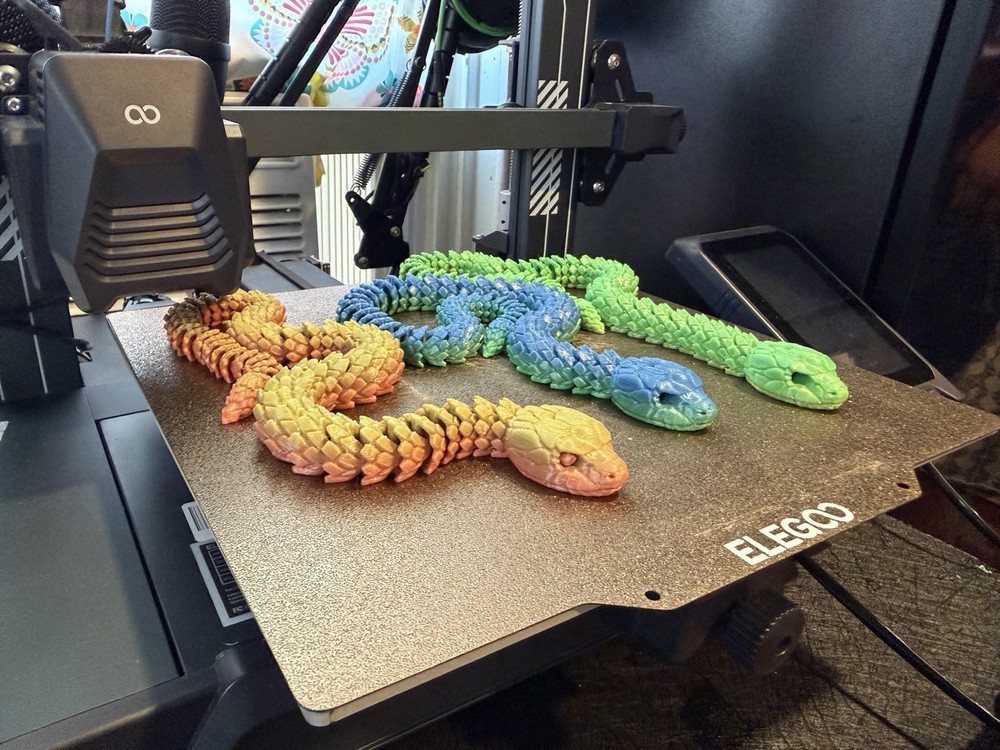 Articulated Snake Craft 3D Surprise Color Printer 60cm