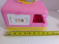 Peppa’s Ice Cream Truck – Peppa Pig Peppa’s Adventures Talking Toy Playset