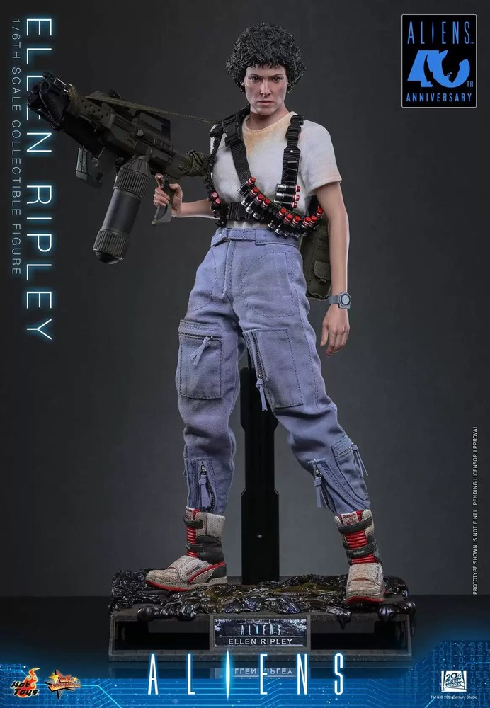 Pre-order Hot Toys MMS894 1/6 Aliens Ellen Ripley Collectible Action Figure