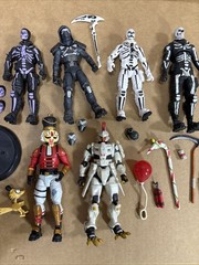 JAZWARES FORTNITE FIGURE LOT LEGENDARY SERIES 6” Hasbro Victory Royale 7 Figure