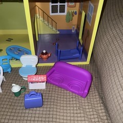Peppa Pig Wooden Deluxe Playhouse Dollhouse 8 Rooms + 30 Accessories & Figures