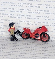 Red Hood Minifigure Jason Todd Mini Figure DC Universe – NEW (Read Description)