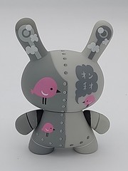 Kidrobot 2010 Dunny 2Tone Untitled By Tad Carpenter 3″ Vinyl Mini Figure 1/16