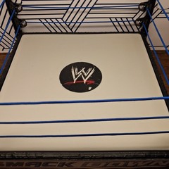 2010 Mattel WWE Smack Down Wrestling Ring Spring Loaded Mat