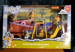 Bluey Deluxe Park Themed Playset 2.5″ Bingo Figurine, Outdoor Adventure 10-Piece