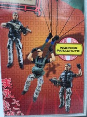 Hasbro GIJOE Retaliation 3.75″ Ultimate Flint MOC With Parachute