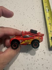 Disney Pixar Cars Radiator Springs 500 Off-Road Lightning McQueen Diecast Car
